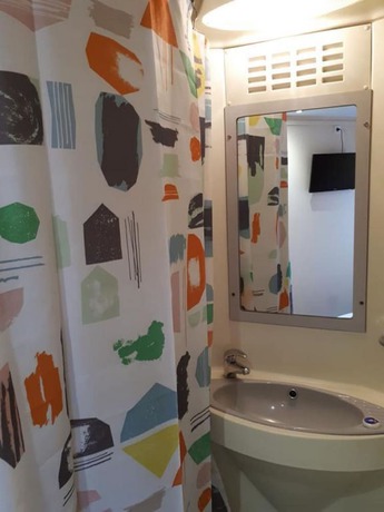Imagen de la habitación del Hotel Fasth&ocirc;tel Avignon Nord. Foto 19