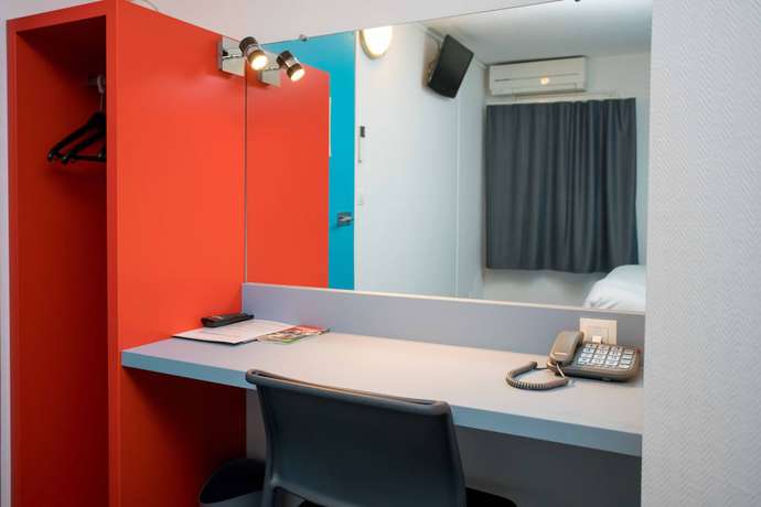 Imagen de la habitación del Hotel Fasth&ocirc;tel Bordeaux Artigues. Foto 19