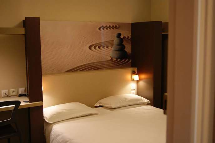 Imagen de la habitación del Hotel Fasth&ocirc;tel Clermont Sud Aubi&egrave;re. Foto 8
