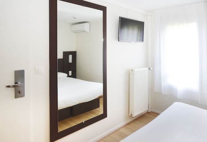 Imagen de la habitación del Hotel Fasth&ocirc;tel Reims. Foto 20