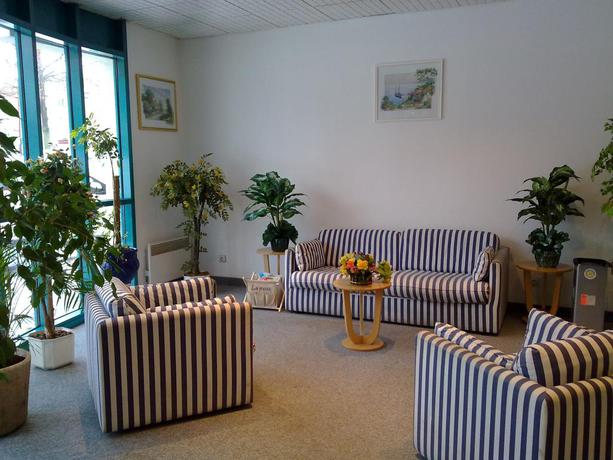 Imagen de los interiores del Hotel Fasthome. Foto 6