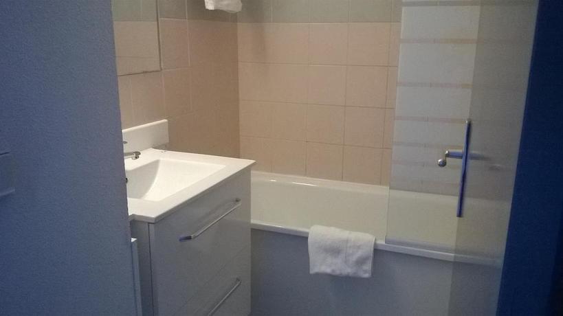 Imagen de la habitación del Hotel Fasthome. Foto 4