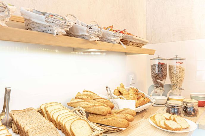 Imagen del bar/restaurante del Hotel Fasthotel Cl&eacute;on Rouen Sud. Foto 4