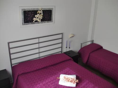Imagen de la habitación del Hotel Fasthotel. Foto 9
