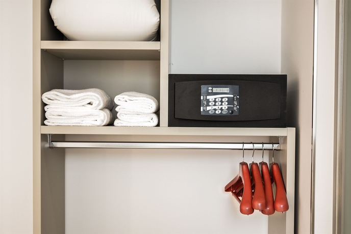 Imagen de la habitación del Hotel Fasthotel Linate. Foto 2