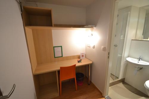 Imagen de la habitación del Hotel Fasthotel Tours Sud. Foto 6