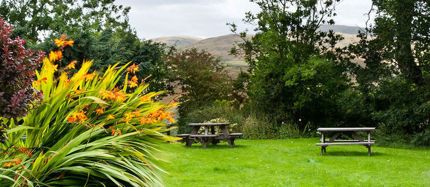 Imagen de los exteriores del Hotel Fat Lamb Country Inn. Foto 8