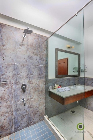 Imagen de la habitación del Hotel Fateh Niwas. Foto 14