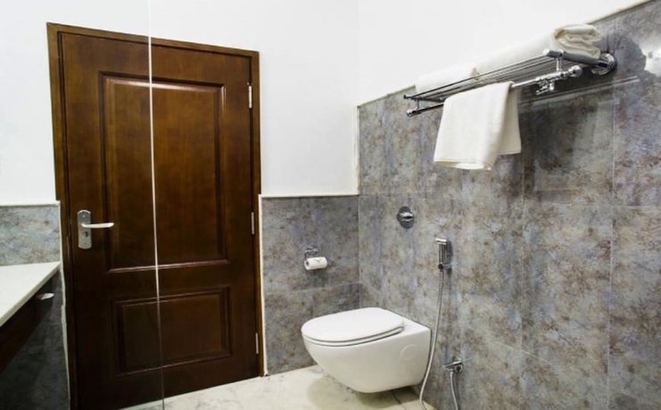Imagen de la habitación del Hotel Fateh Niwas. Foto 16