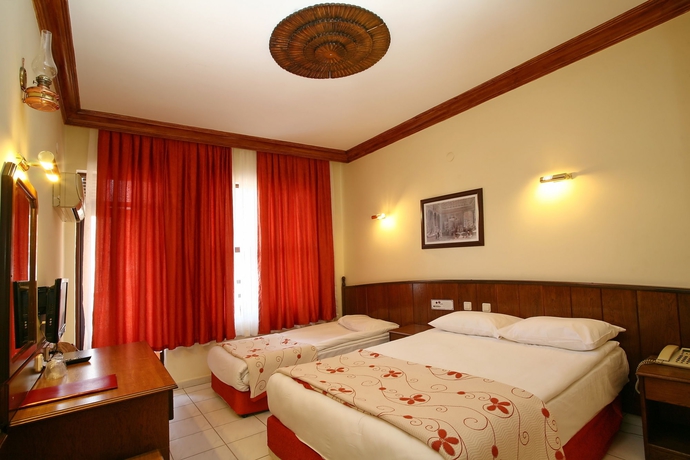 Imagen de la habitación del Hotel Fatih Kleopatra. Foto 8