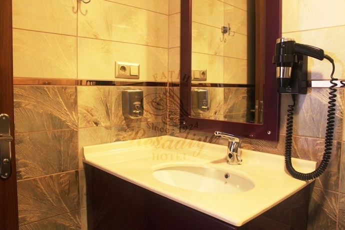 Imagen de la habitación del Hotel Fatih Resadiye. Foto 3