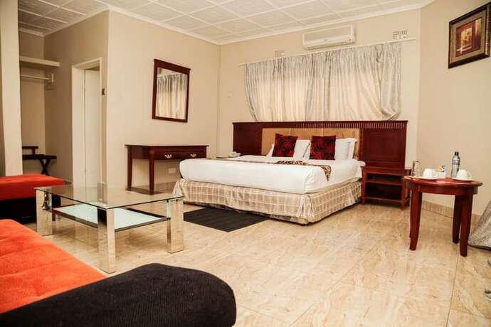 Imagen de la habitación del Hotel Fatmols lodge. Foto 10