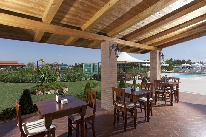 Imagen del bar/restaurante del Hotel Fattoria Maremmana. Foto 4