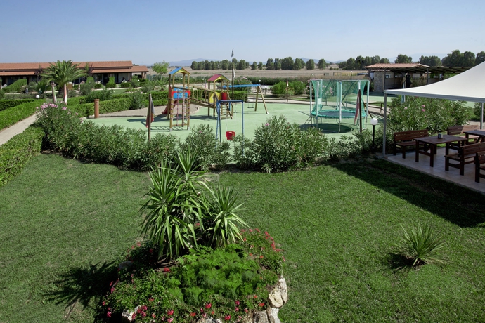 Imagen de los exteriores del Hotel Fattoria Maremmana. Foto 8