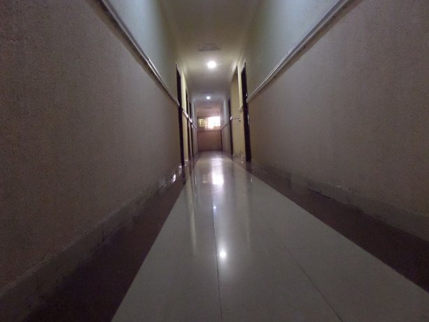 Imagen de los interiores del Hotel Fatty K and Suites. Foto 19