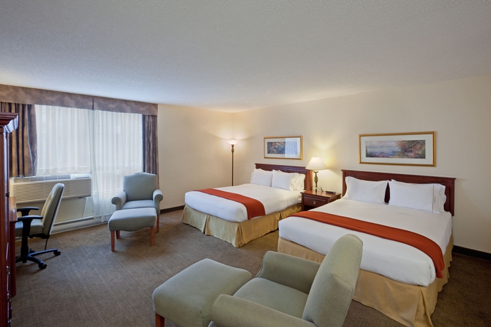 Imagen de la habitación del Hotel Faubourg Montreal. Foto 7