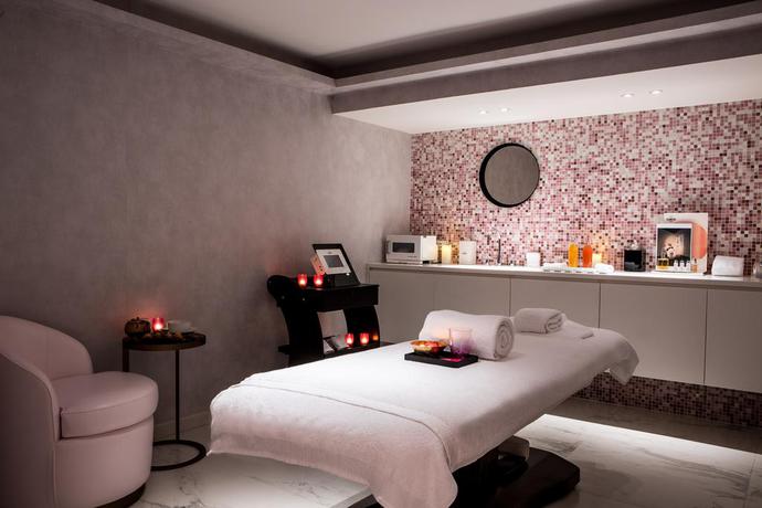 Imagen de los interiores del Hotel Fauchon L'Hotel. Foto 11