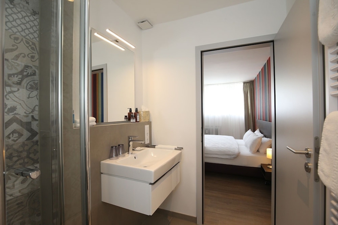 Imagen de la habitación del Hotel F&auml;hrhaus, Dusseldorf. Foto 10