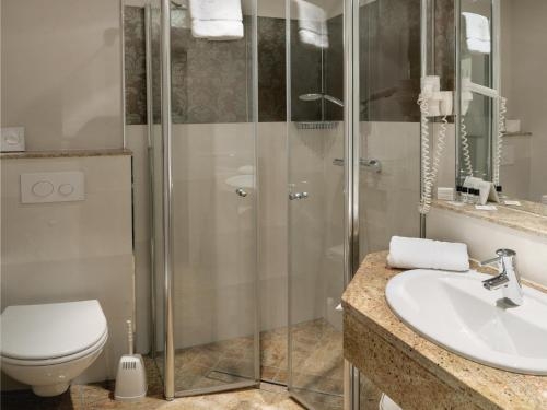 Imagen de la habitación del Hotel F&auml;hrhaus, Norden. Foto 7