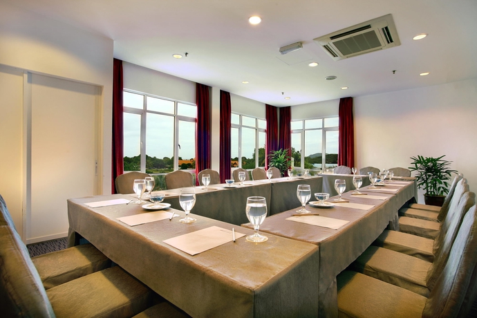 Imagen de los interiores del Hotel Favehotel Cenang Beach - Langkawi. Foto 10