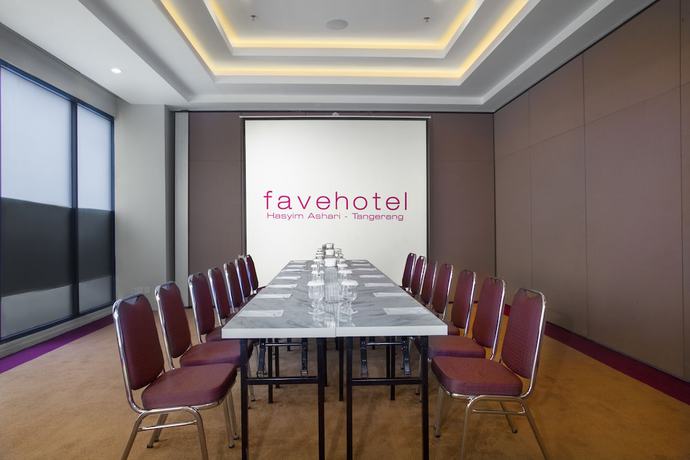 Imagen de los interiores del Hotel Favehotel Hasyim Ashari. Foto 14