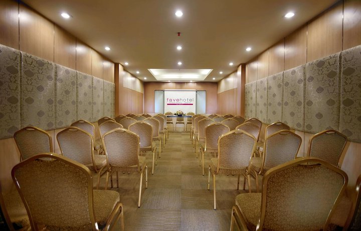 Imagen de los interiores del Hotel Favehotel Kelapa Gading. Foto 9