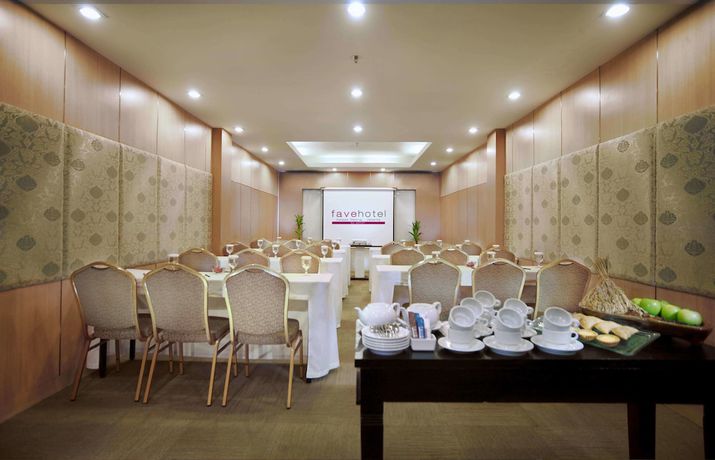 Imagen de los interiores del Hotel Favehotel Kelapa Gading. Foto 10