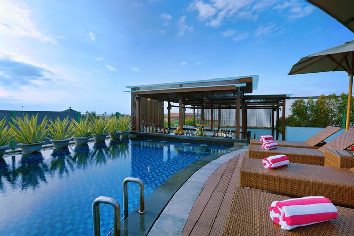 Imagen general del Hotel Favehotel Kuta Kartika Plaza. Foto 2