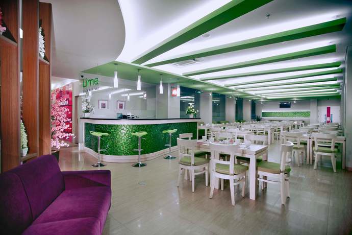 Imagen del bar/restaurante del Hotel Favehotel Langko Mataram - Lombok. Foto 3
