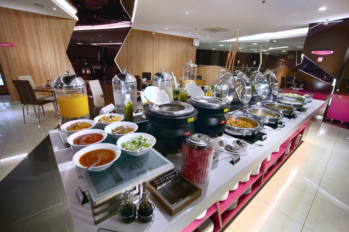 Imagen del bar/restaurante del Hotel Favehotel Ltc Glodok Jakarta. Foto 2