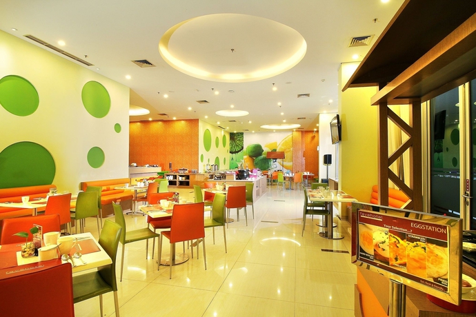 Imagen del bar/restaurante del Hotel Favehotel Manahan - Solo. Foto 3