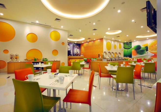 Imagen del bar/restaurante del Hotel Favehotel Manahan - Solo. Foto 4