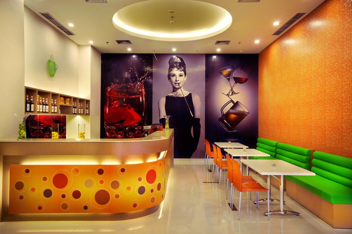 Imagen de los interiores del Hotel Favehotel Manahan - Solo. Foto 16