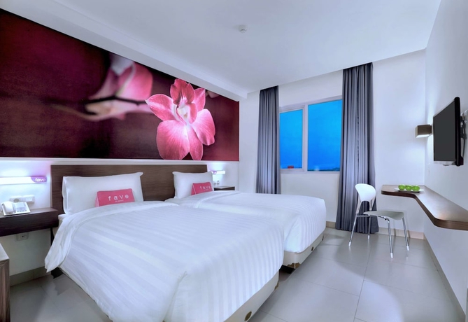 Imagen de la habitación del Hotel Favehotel Margonda. Foto 6