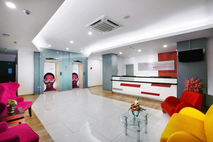 Imagen de los interiores del Hotel Favehotel Olo Padang. Foto 15