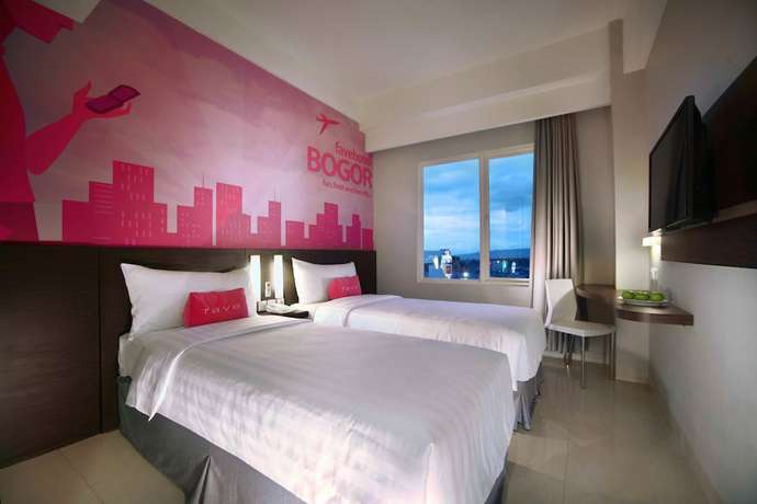 Imagen de la habitación del Hotel Favehotel Padjajaran Bogor. Foto 11