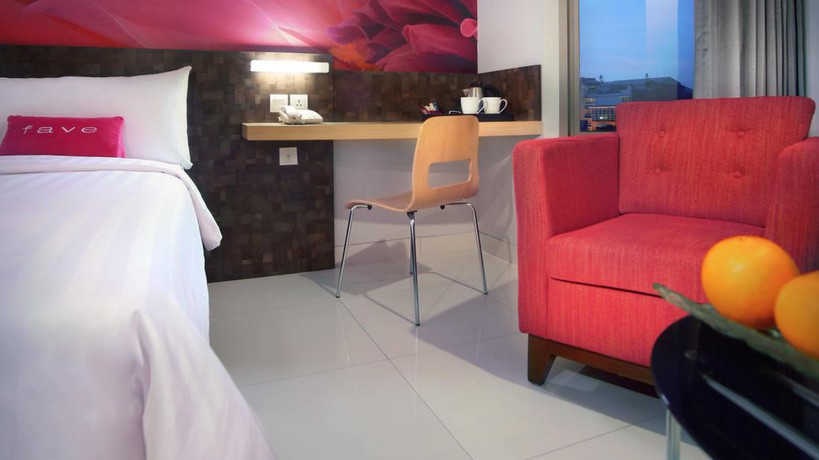 Imagen general del Hotel Favehotel - Pantai Losari Makassar. Foto 5