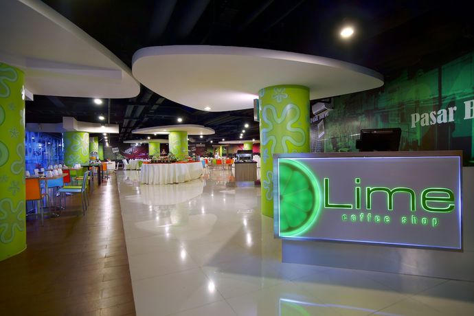 Imagen del bar/restaurante del Hotel Favehotel Pgc Cililitan. Foto 2