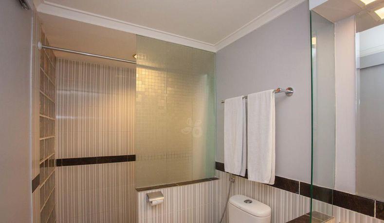 Imagen general del Hotel Favehotel Premier Cihampelas. Foto 1