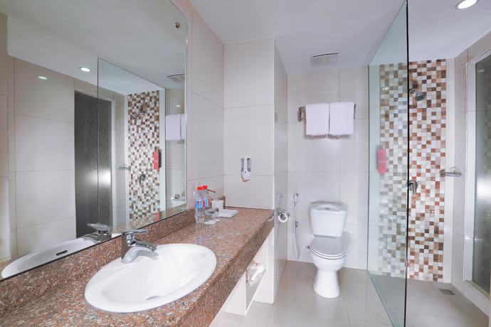 Imagen de la habitación del Hotel Favehotel Simpang Lima - Semarang. Foto 6