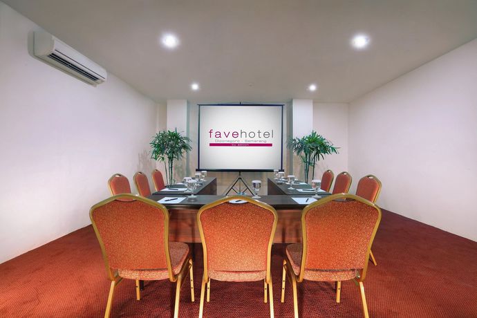 Imagen de los interiores del Hotel Favehotel Simpang Lima - Semarang. Foto 14