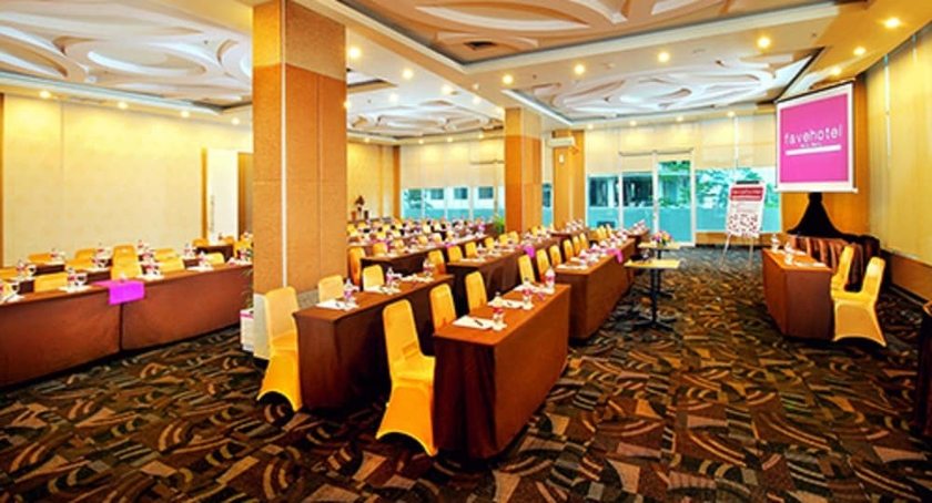 Imagen de los interiores del Hotel Favehotel Solo Baru. Foto 13