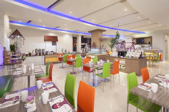 Imagen del bar/restaurante del Hotel Favehotel Solo Baru. Foto 4