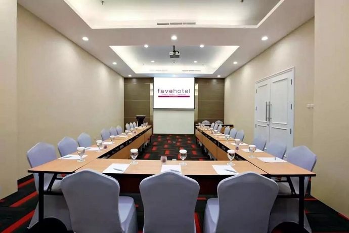 Imagen general del Hotel Favehotel Zainul Arifin. Foto 4
