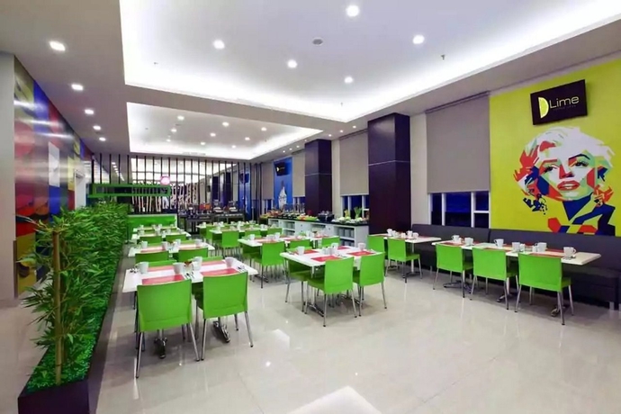Imagen general del Hotel Favehotel Zainul Arifin. Foto 8