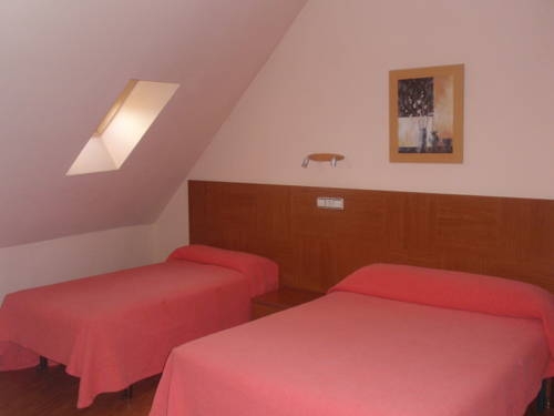 Imagen general del Hotel Favila. Foto 7