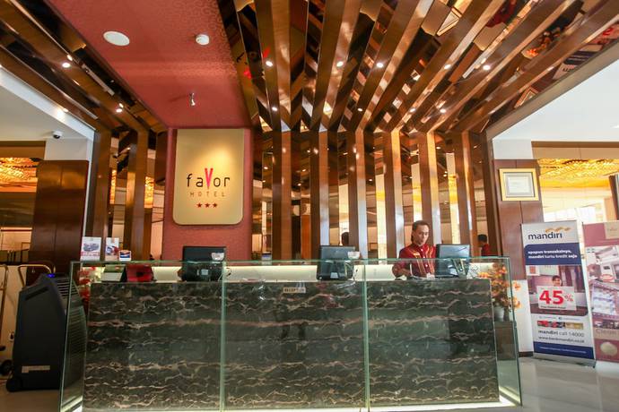 Imagen de los interiores del Hotel Favor Hotel. Foto 16