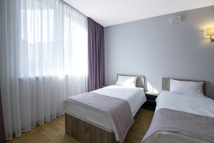 Imagen de la habitación del Hotel Favor Sport. Foto 16