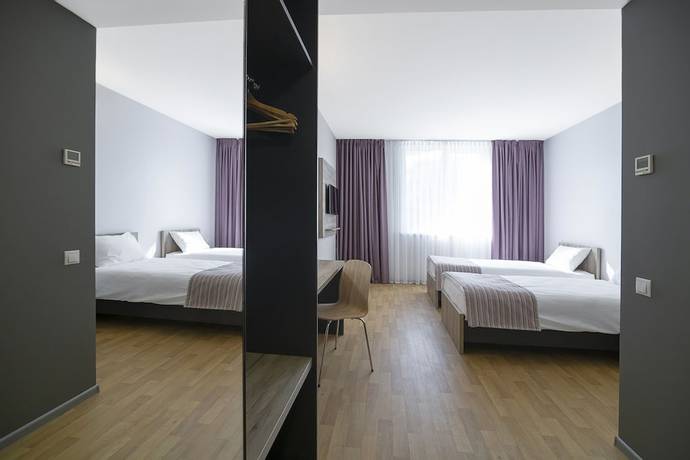 Imagen de la habitación del Hotel Favor Sport. Foto 18
