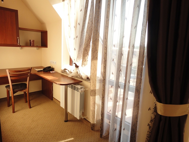 Imagen de los interiores del Hotel Favorit, Sofia. Foto 15